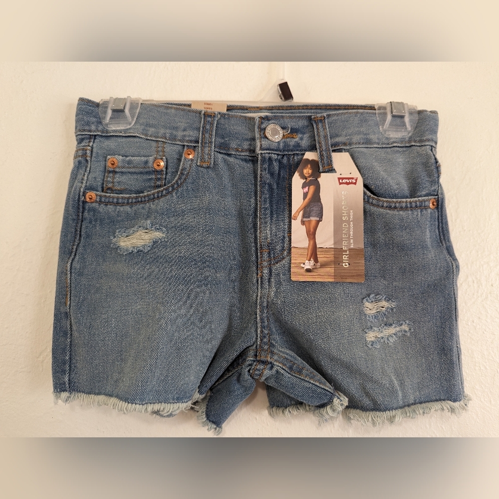 NWT Levi's Girls Girlfriend Distressed Denim Shorts Size 10 Regular